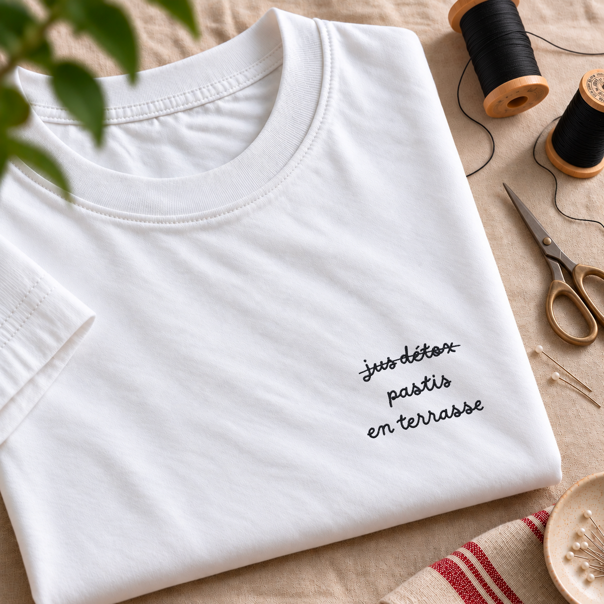 Pastis en terrasse - T-Shirt Brodé